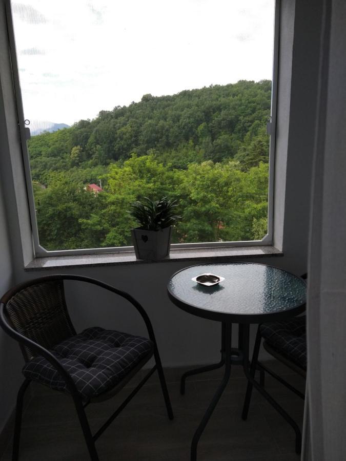 Casa Patryk Hotell Orşova Exteriör bild