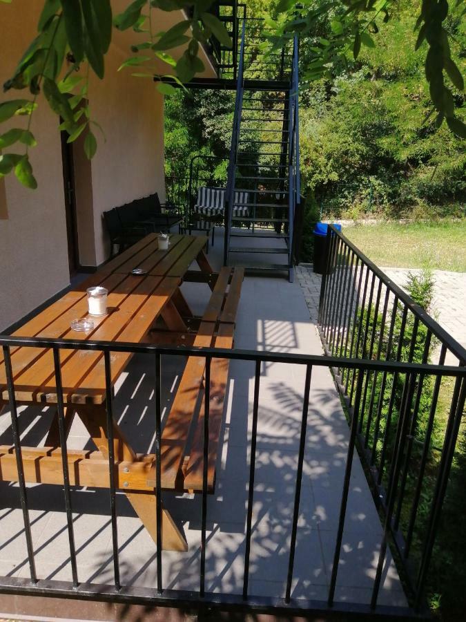 Casa Patryk Hotell Orşova Exteriör bild